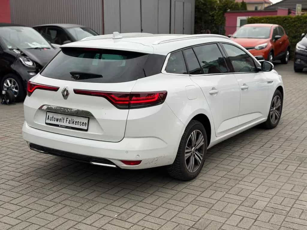 Renault Megane TCe 140 EDC GPF Intens Grandtour 10/2021-photo-2