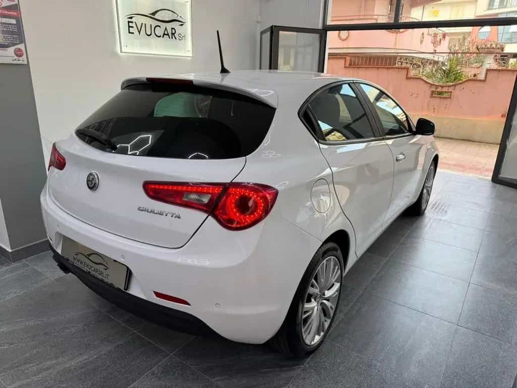 Alfa Romeo Giulietta 1.6 JTDm 120 CV Super 12/2018-photo-11