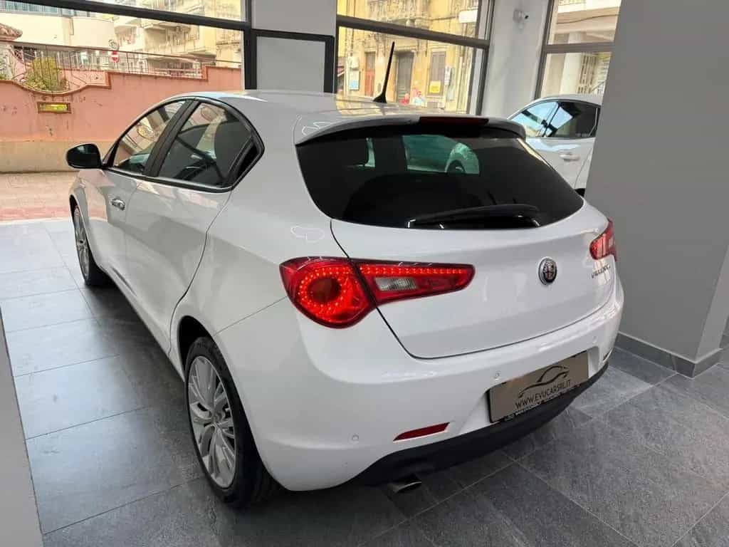 Alfa Romeo Giulietta 1.6 JTDm 120 CV Super 12/2018-photo-12