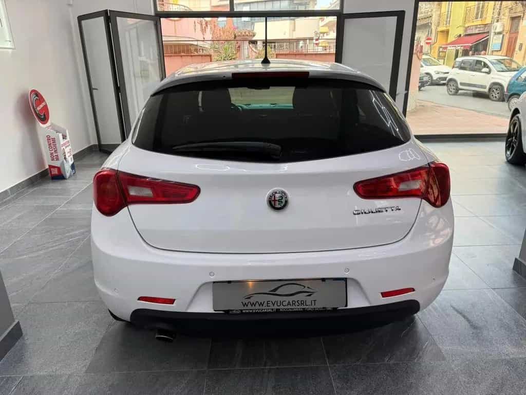 Alfa Romeo Giulietta 1.6 JTDm 120 CV Super 12/2018-photo-13