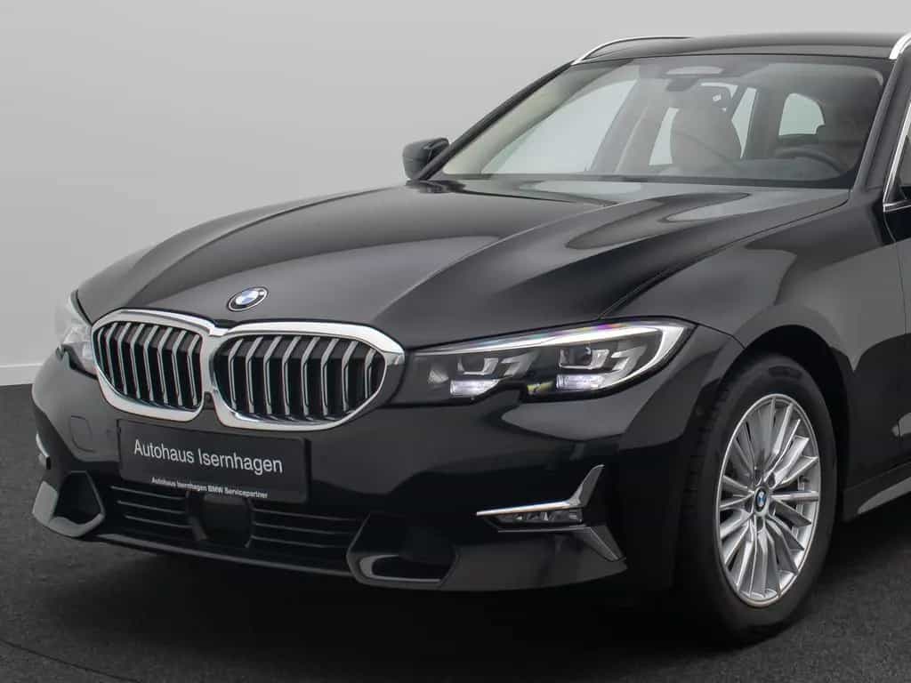 BMW 3 Series d Luxury Line 360°Alarm ACC AHK HUD DAB Leder 02/2021-photo-17