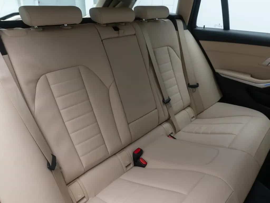 BMW 3 Series d Luxury Line 360°Alarm ACC AHK HUD DAB Leder 02/2021-photo-29
