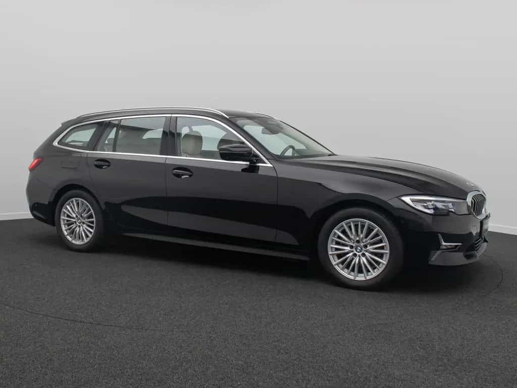 BMW 3 Series d Luxury Line 360°Alarm ACC AHK HUD DAB Leder 02/2021-photo-3