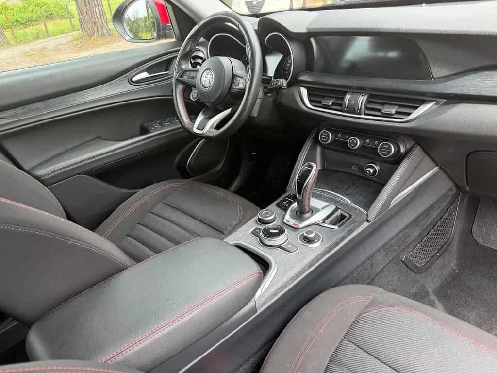Alfa Romeo Stelvio 2.2 Turbodiesel 160 CV AT8 RW 04/2021-photo-14