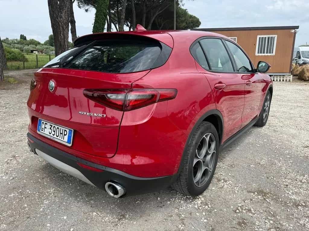 Alfa Romeo Stelvio 2.2 Turbodiesel 160 CV AT8 RW 04/2021-photo-4