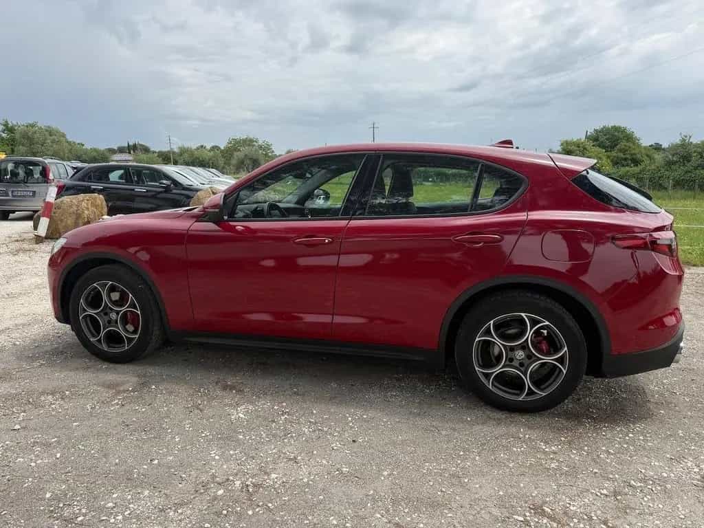 Alfa Romeo Stelvio 2.2 Turbodiesel 160 CV AT8 RW 04/2021-photo-7