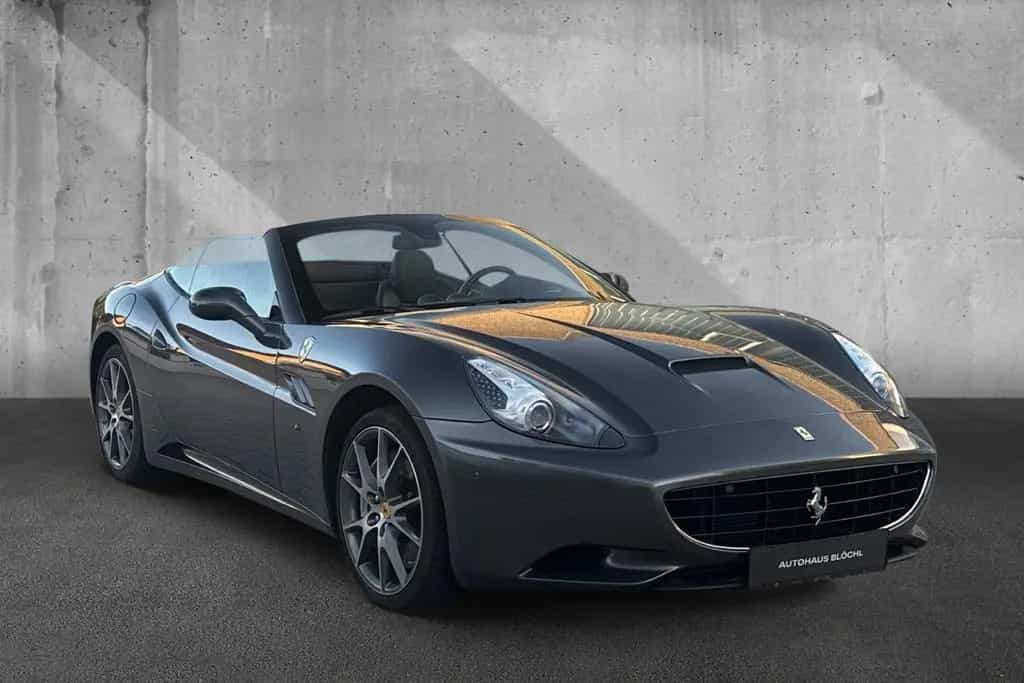Ferrari California *Daytona*Embleme*Dt. Auto 10/2010-photo-10