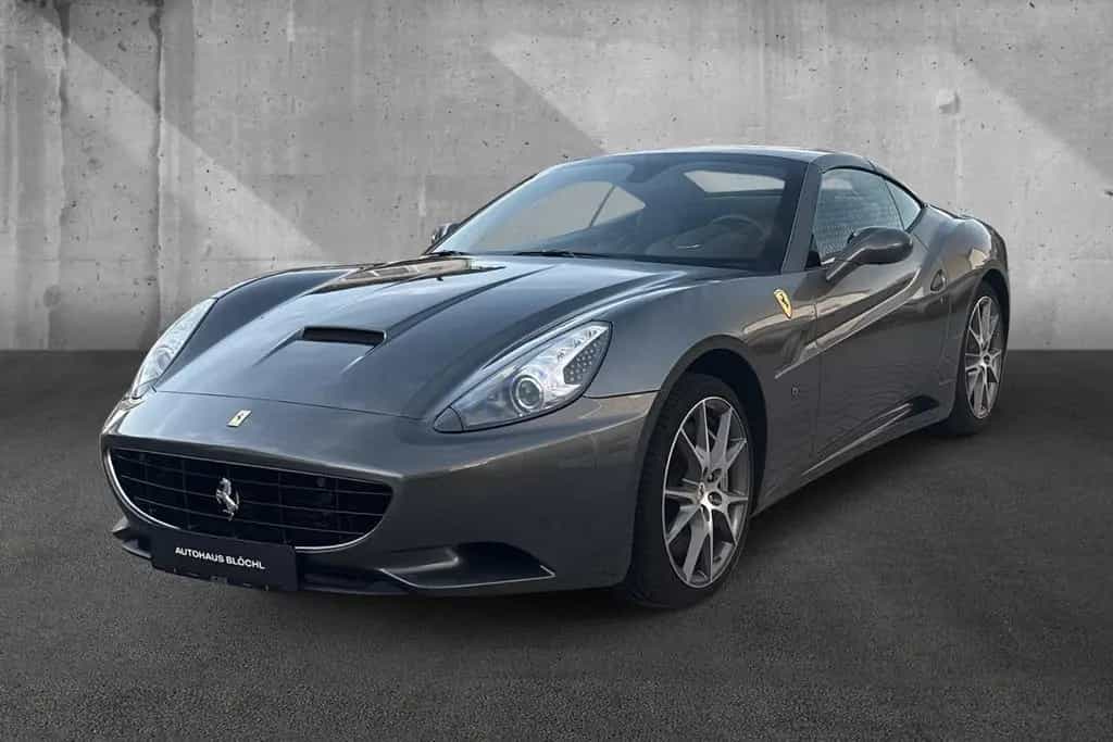 Ferrari California *Daytona*Embleme*Dt. Auto 10/2010-photo-21