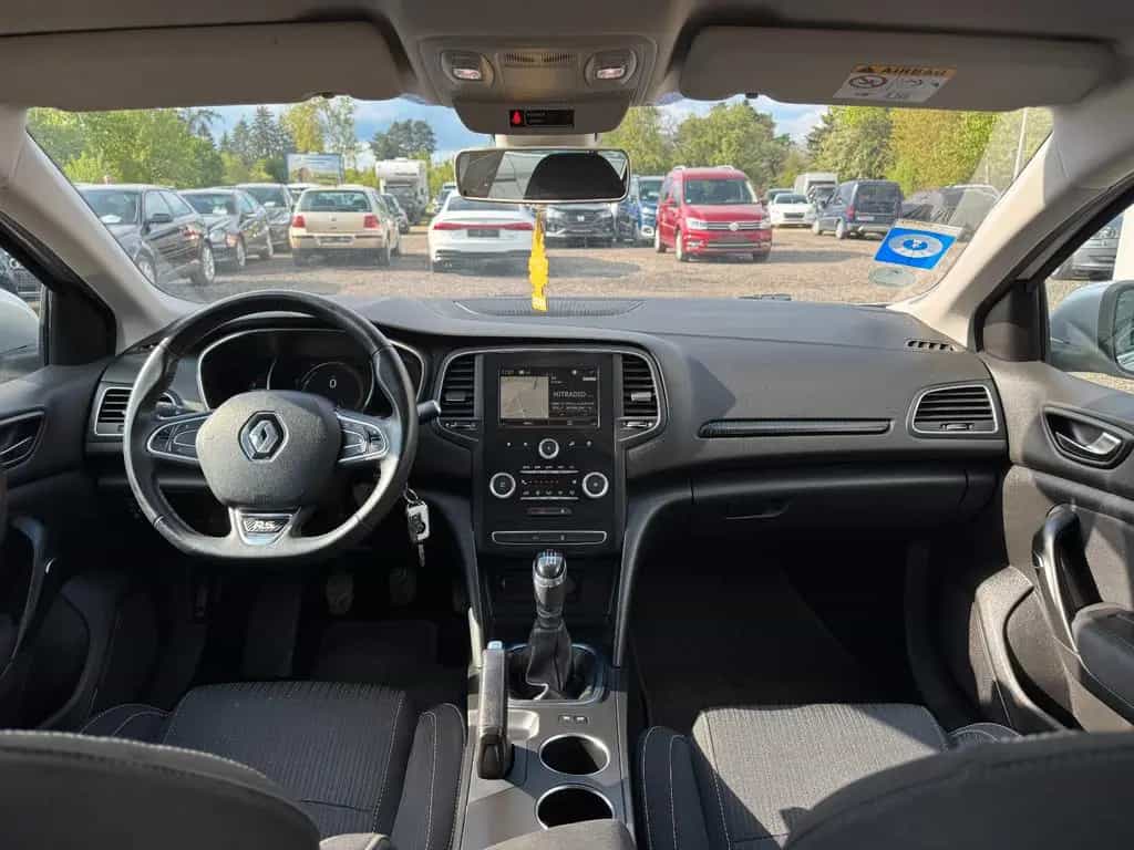 Renault Megane IV Grandtour Experience 2-Hand Scheckheft 11/2016-photo-10