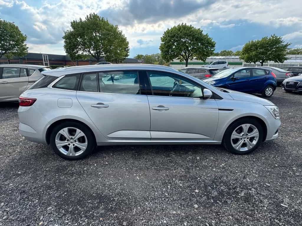 Renault Megane IV Grandtour Experience 2-Hand Scheckheft 11/2016-photo-5