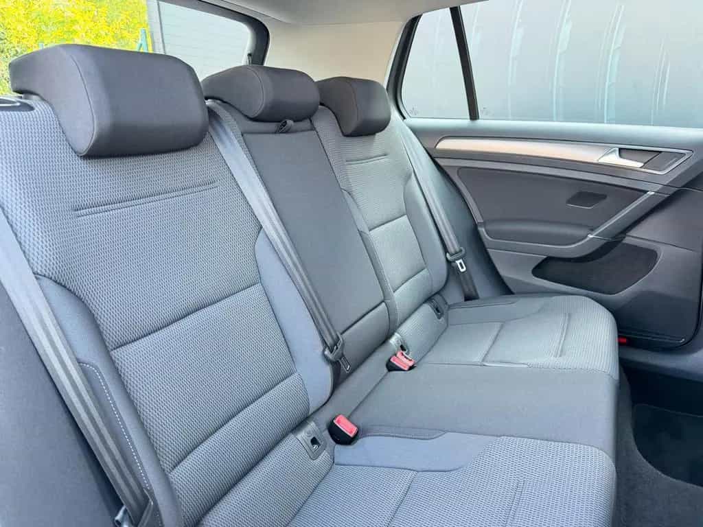 Volkswagen Golf VII Comfortline*Panorama*Scheckheft*PDC 04/2013-photo-22