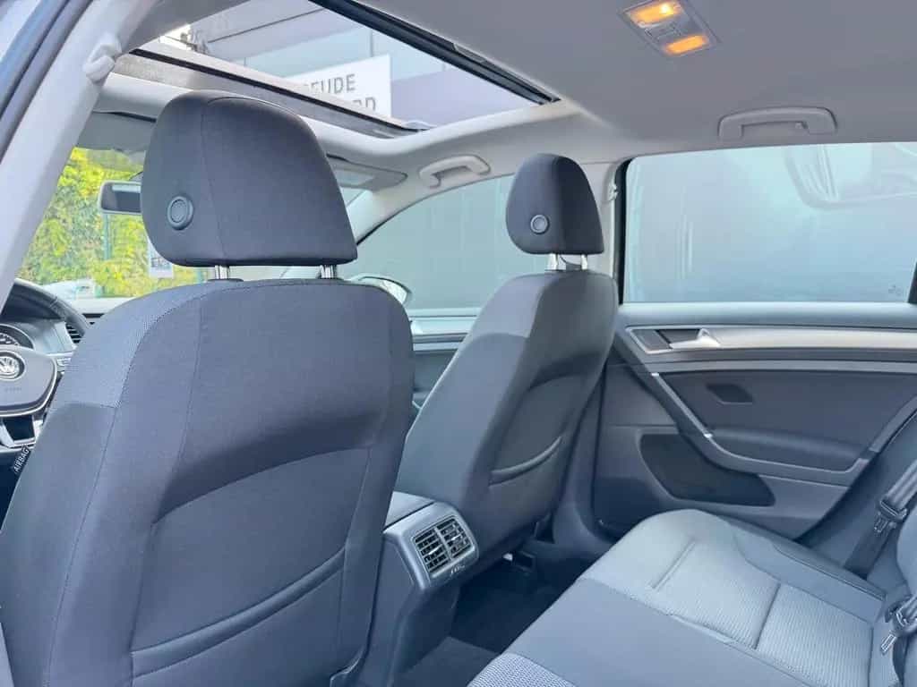 Volkswagen Golf VII Comfortline*Panorama*Scheckheft*PDC 04/2013-photo-25