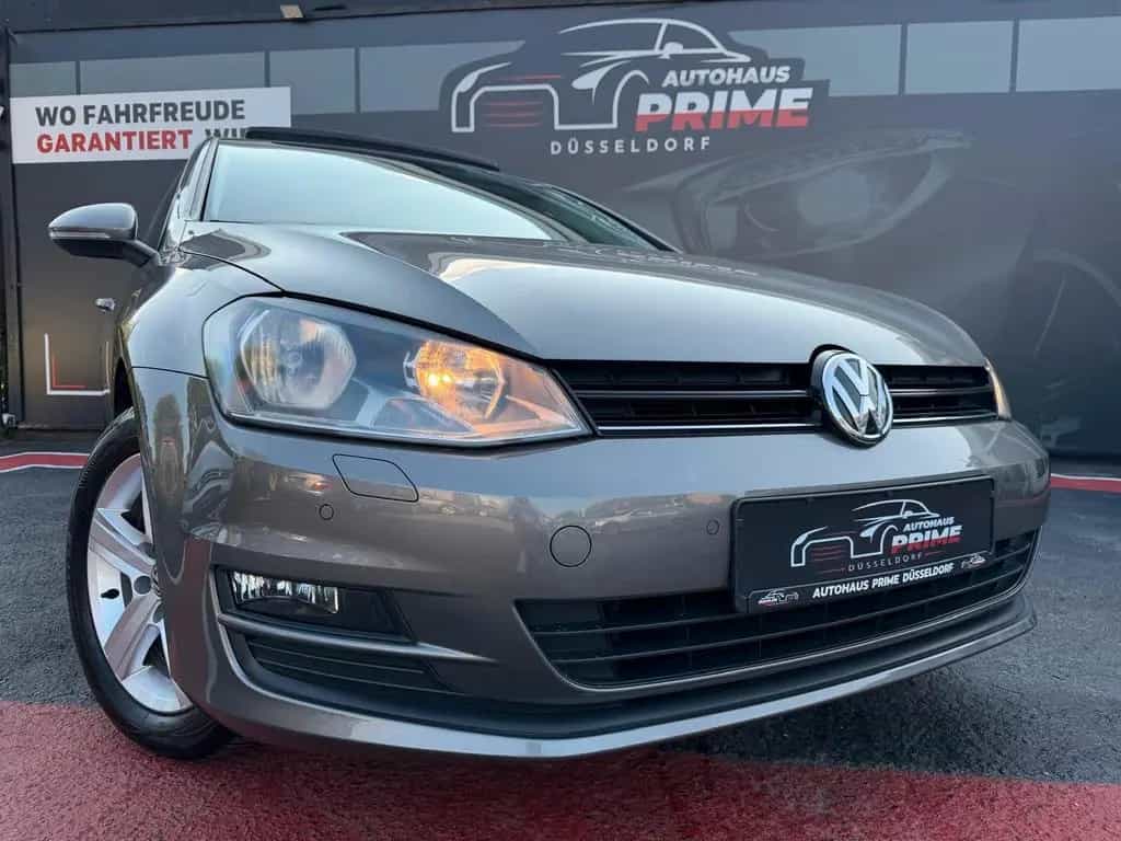 Volkswagen Golf VII Comfortline*Panorama*Scheckheft*PDC 04/2013-photo-7