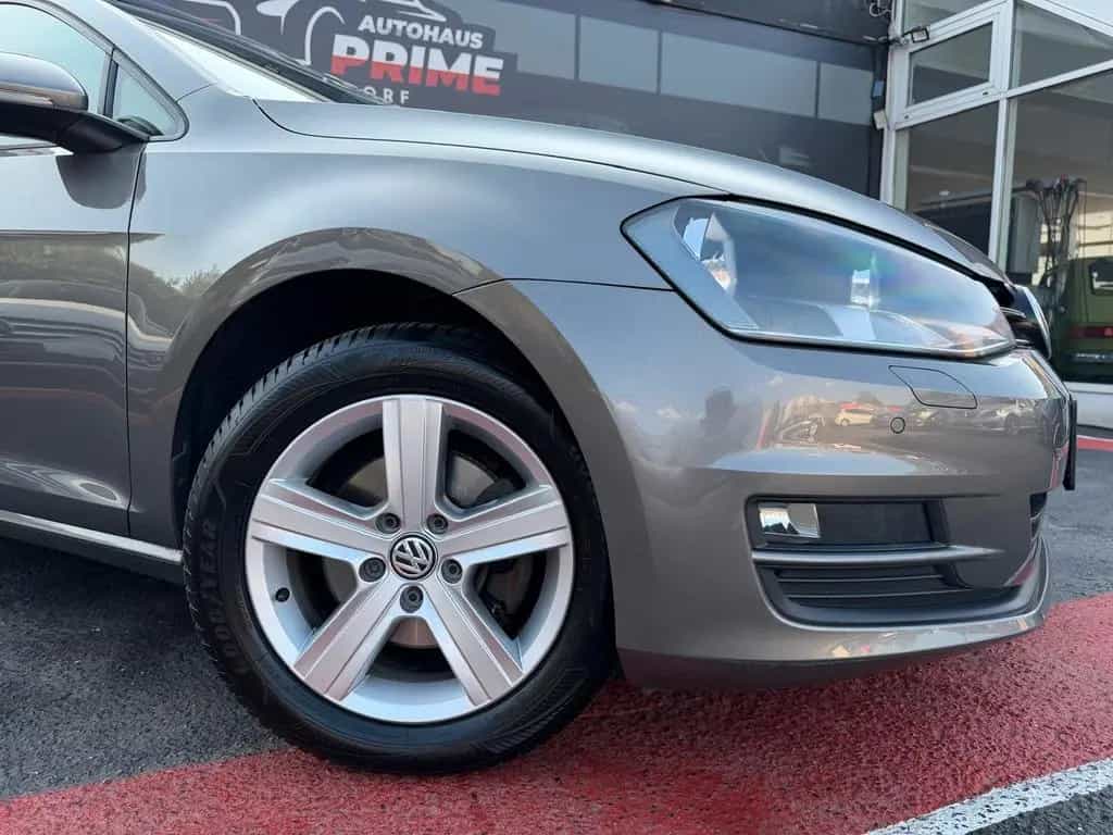 Volkswagen Golf VII Comfortline*Panorama*Scheckheft*PDC 04/2013-photo-8