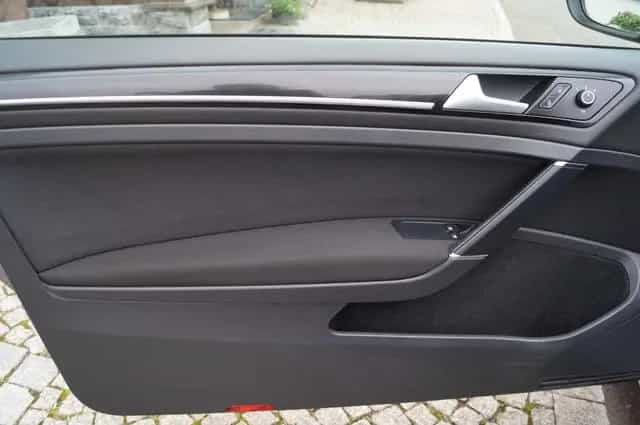 Volkswagen Golf VII GTI Performance Navi-BiXenon-PDC-Kamera 01/2016-photo-20