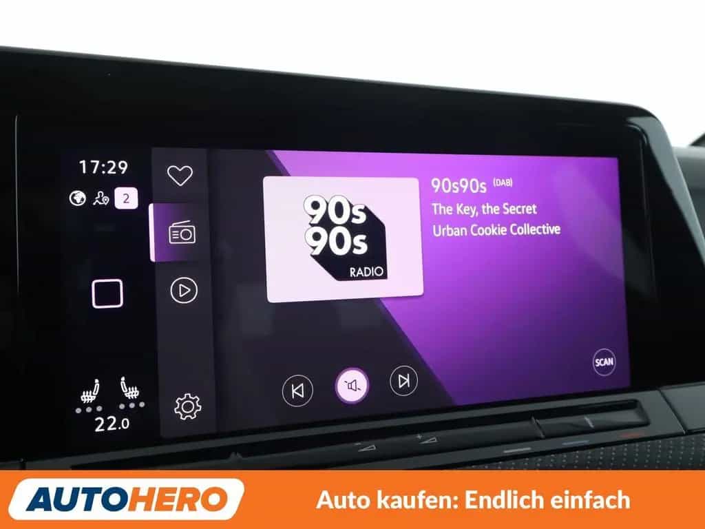 Volkswagen Golf VIII 1.5 TSI ACT R-Line*LED*VC*NAVI*LIMITER 09/2020-photo-20