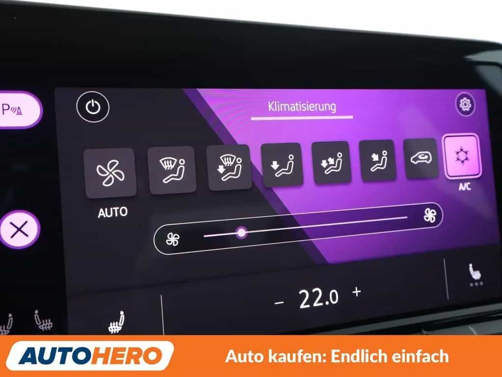Volkswagen Golf VIII 1.5 TSI ACT R-Line*LED*VC*NAVI*LIMITER 09/2020-photo-23
