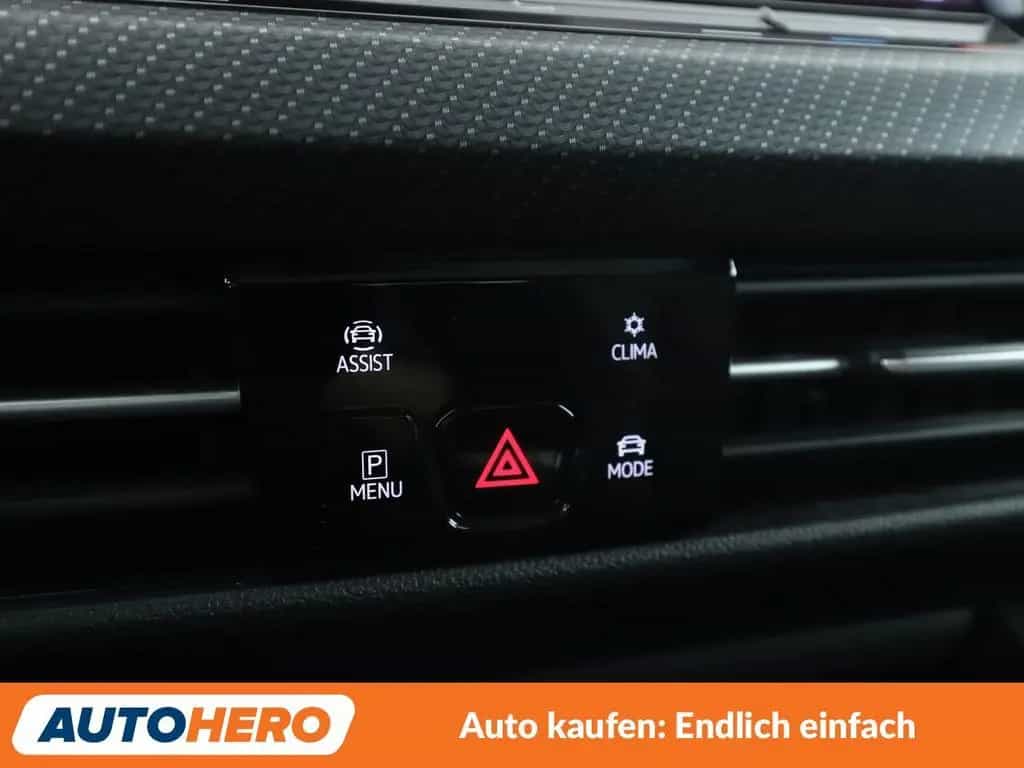 Volkswagen Golf VIII 1.5 TSI ACT R-Line*LED*VC*NAVI*LIMITER 09/2020-photo-30