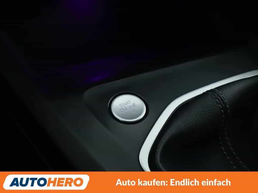 Volkswagen Golf VIII 1.5 TSI ACT R-Line*LED*VC*NAVI*LIMITER 09/2020-photo-33