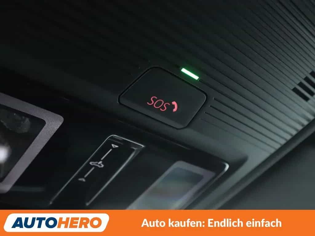 Volkswagen Golf VIII 1.5 TSI ACT R-Line*LED*VC*NAVI*LIMITER 09/2020-photo-35