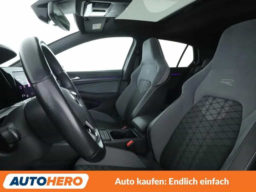 Volkswagen Golf VIII 1.5 TSI ACT R-Line*LED*VC*NAVI*LIMITER 09/2020-photo-9