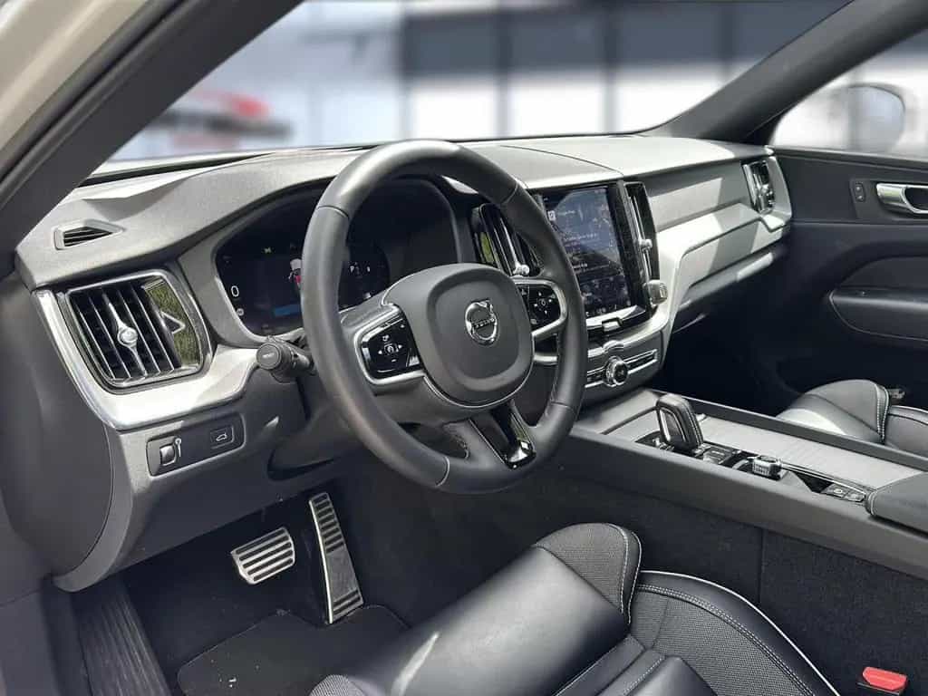 Volvo XC 60 R Design 2WD Bluetooth Navi LED Klima 03/2022-photo-10