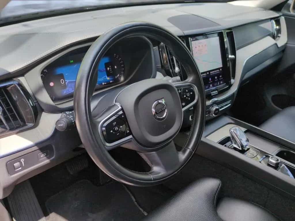 Volvo XC60 B4 (Benzin) Inscription 2WD Automatik Navi 11/2021-photo-10