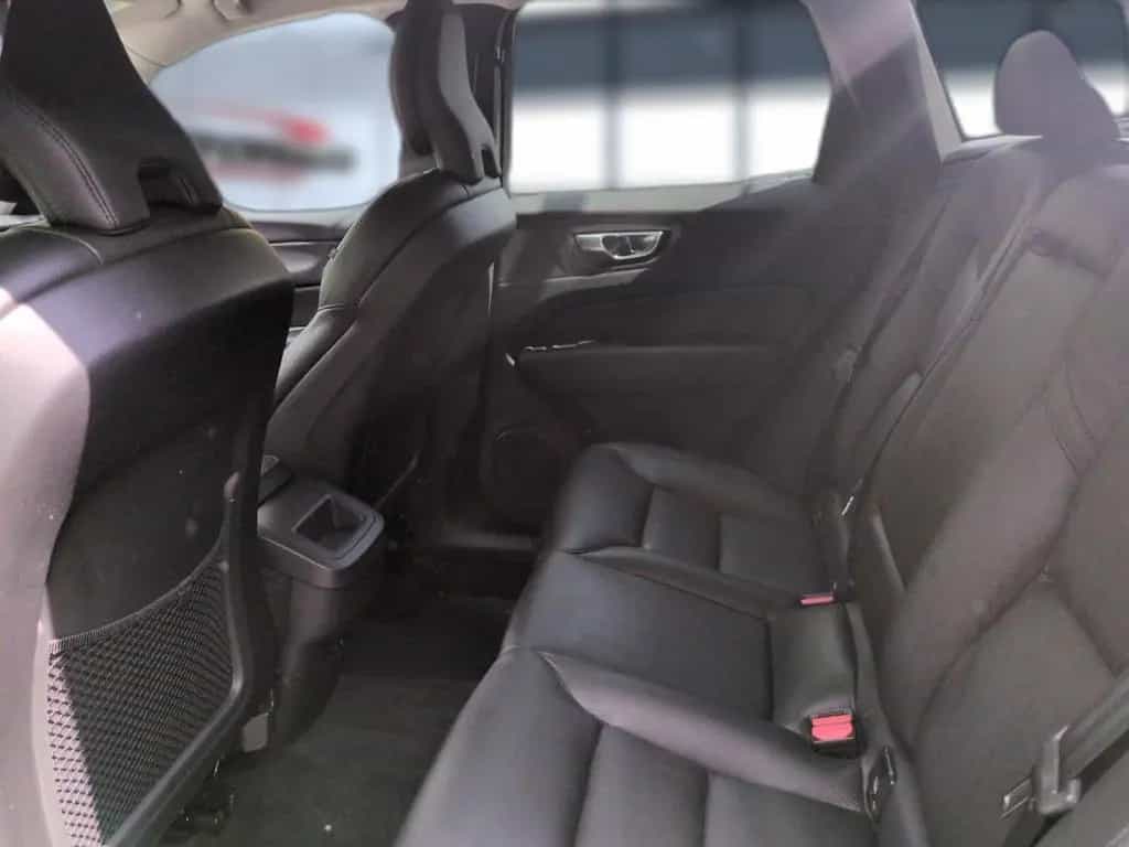 Volvo XC60 B4 (Benzin) Inscription 2WD Automatik Navi 11/2021-photo-18