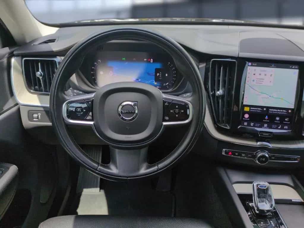 Volvo XC60 B4 (Benzin) Inscription 2WD Automatik Navi 11/2021-photo-19