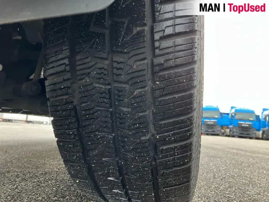 MAN TGE 3.180 4X2F SB , Kombi, 9 Sitzer, Kamera 05/2025-photo-8