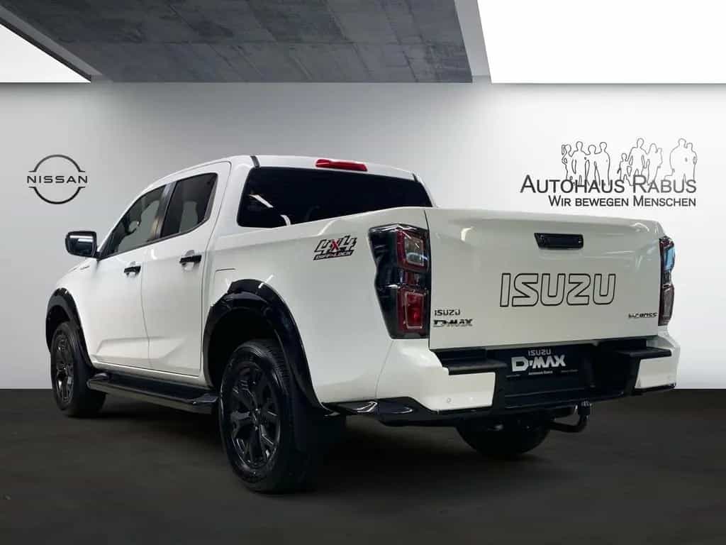 Isuzu D-Max Double Cab 4WD  LED RFK Leder V-Cross 06/2025-photo-4