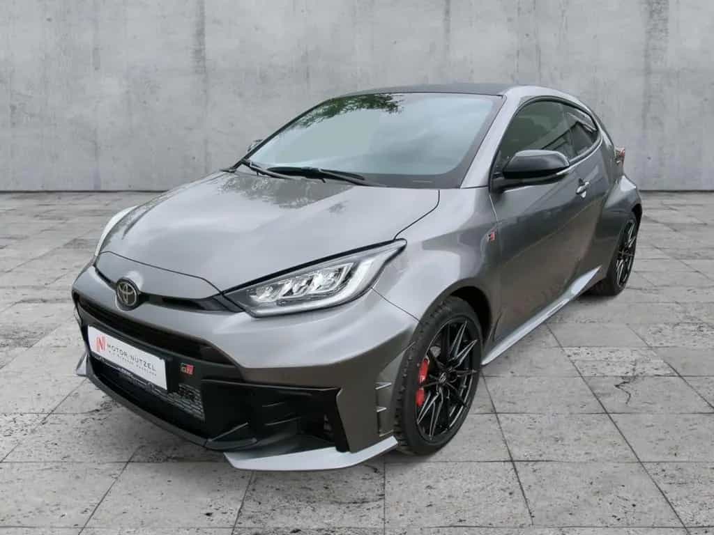 Toyota Yaris GR 1.6 Allrad LED+APP+ACC+SHZ+RFK+DAB 12/2024-photo-1