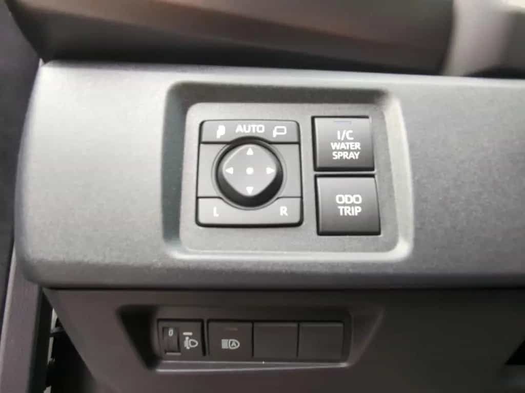 Toyota Yaris GR 1.6 Allrad LED+APP+ACC+SHZ+RFK+DAB 12/2024-photo-18