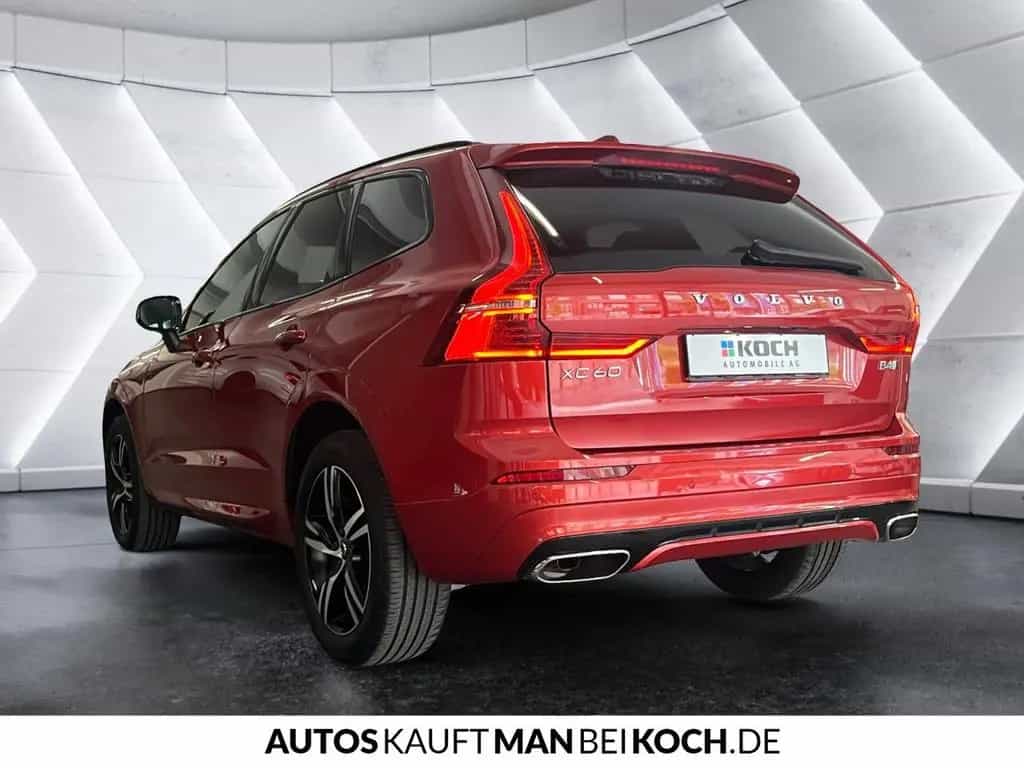 Volvo XC60 B4D AWD R-Design 360 HK ACC BLIS AHK 07/2019-photo-3