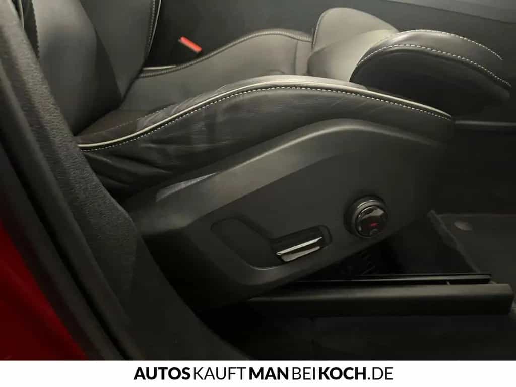 Volvo XC60 B4D AWD R-Design 360 HK ACC BLIS AHK 07/2019-photo-30