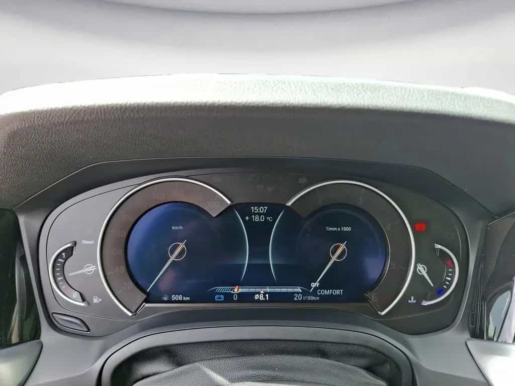 BMW 318 d Sport Line *Business*Navi*elGlasdach*Sports 06/2019-photo-3