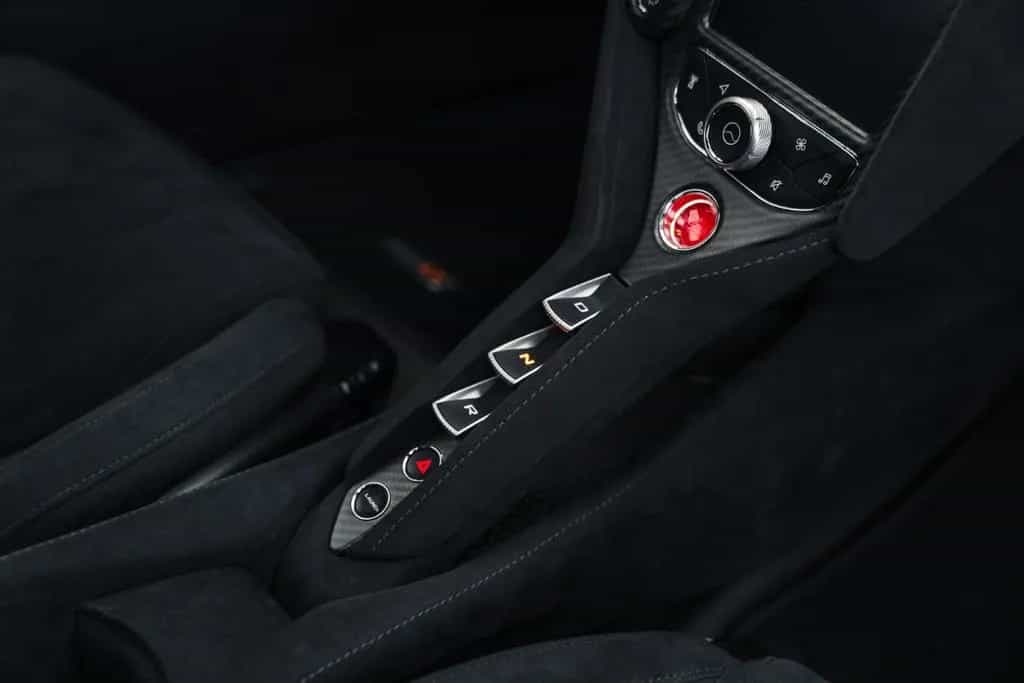 McLaren 765LT Coupe - first hand, low mileage, PPF 05/2021-photo-15