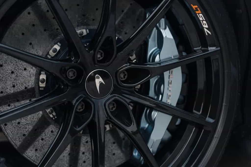 McLaren 765LT Coupe - first hand, low mileage, PPF 05/2021-photo-30
