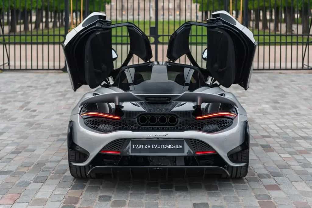 McLaren 765LT Coupe - first hand, low mileage, PPF 05/2021-photo-4