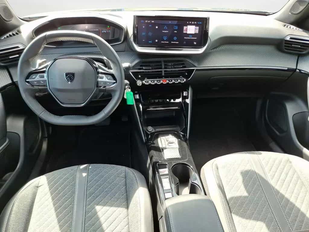 Peugeot 2008 PureTech 130 Active Bluetooth PDC Klima DPF 10/2024-photo-10
