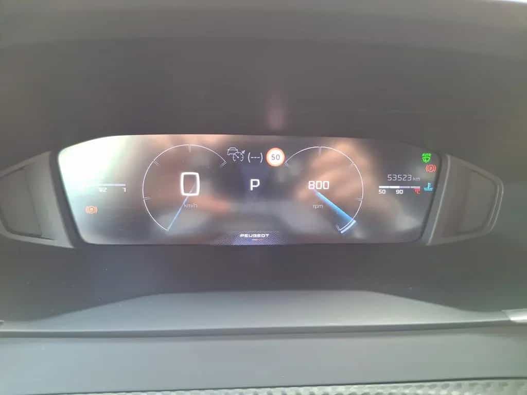 Peugeot 2008 PureTech 130 Active Bluetooth PDC Klima DPF 10/2024-photo-9
