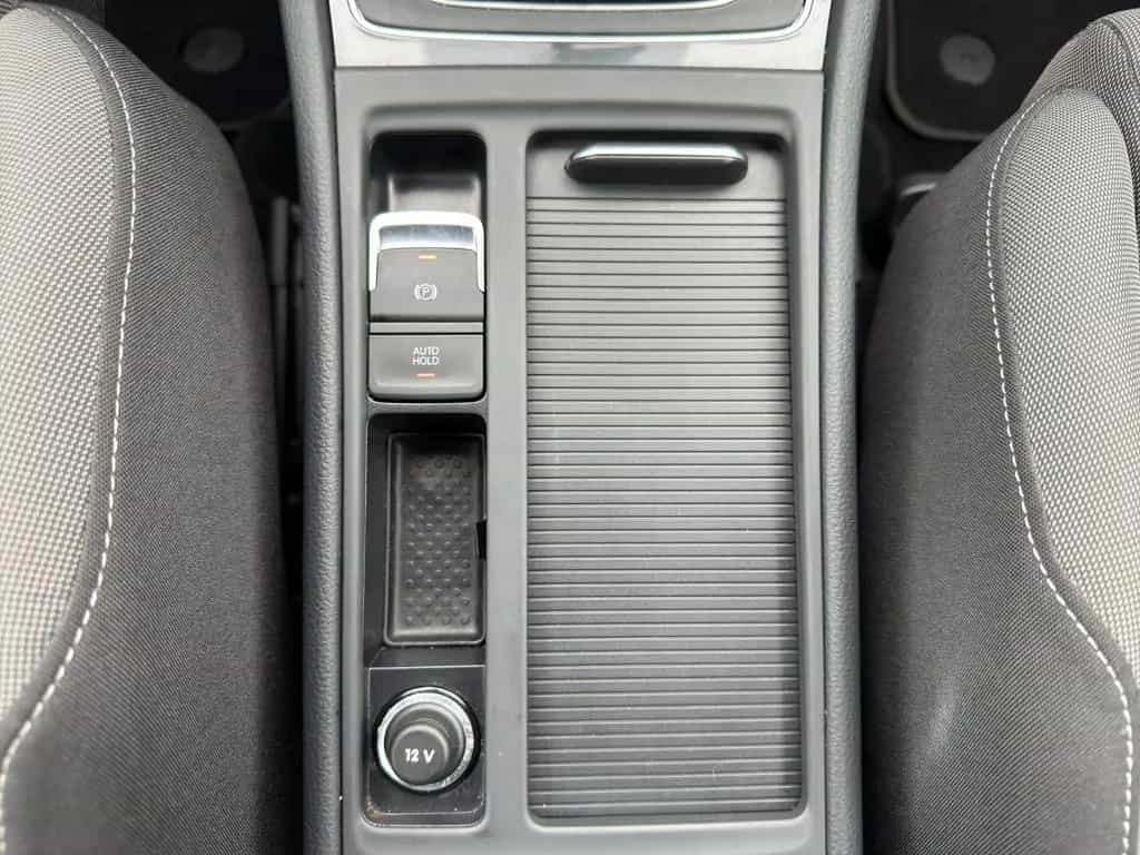 Volkswagen Golf VII Comfortline"Garantie-ACC-Alcantara"2.Hd 01/2020-photo-31