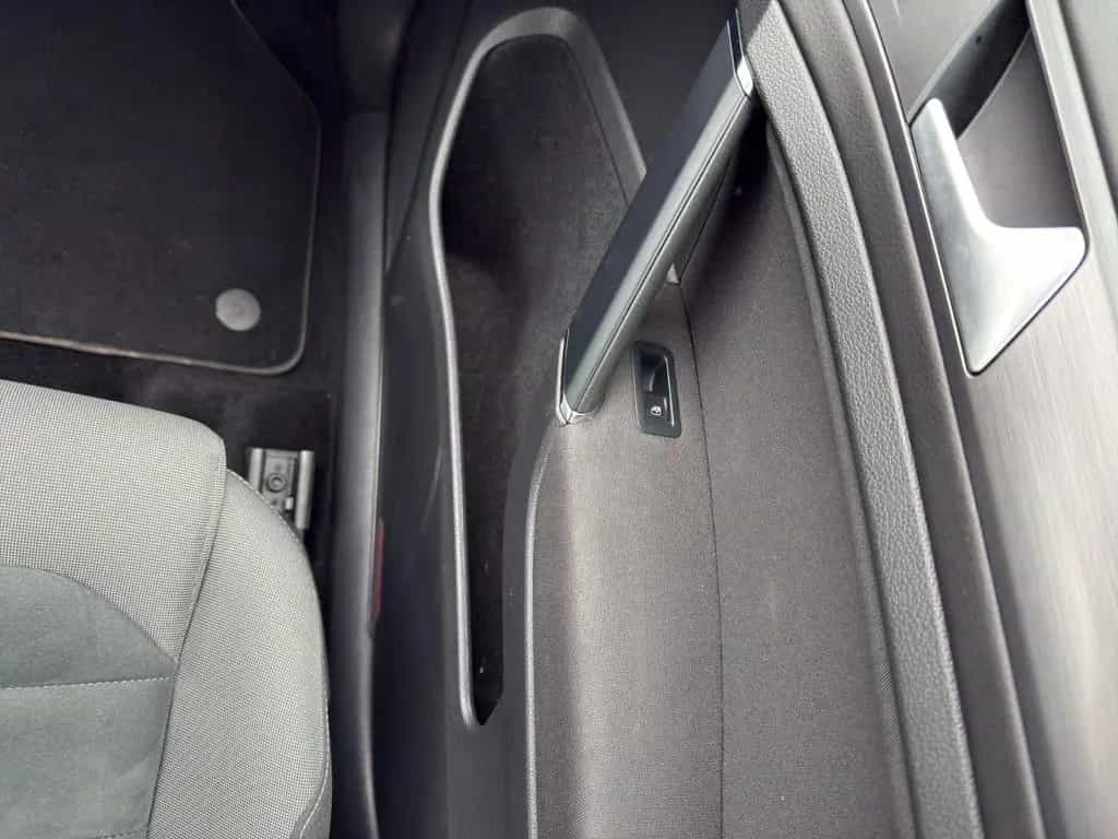 Volkswagen Golf VII Comfortline"Garantie-ACC-Alcantara"2.Hd 01/2020-photo-33