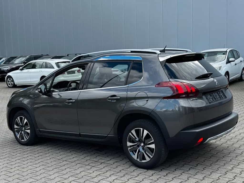 Peugeot 2008 Allure 1.Hand *nur 38000 Km *Navi *Kamera 05/2019-photo-12