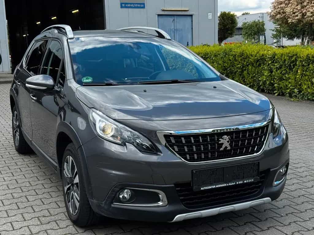 Peugeot 2008 Allure 1.Hand *nur 38000 Km *Navi *Kamera 05/2019-photo-2