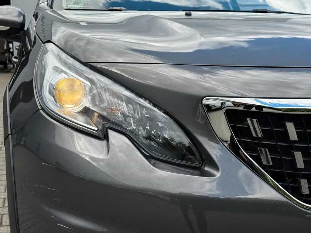 Peugeot 2008 Allure 1.Hand *nur 38000 Km *Navi *Kamera 05/2019-photo-6