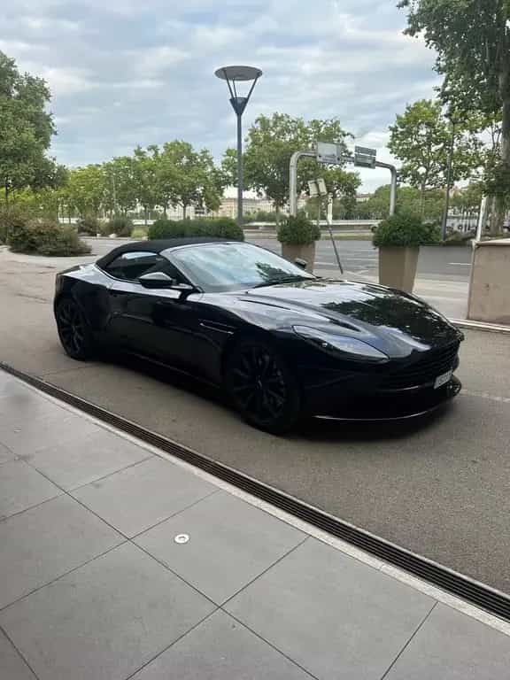 Aston Martin DB11 4.0 V8 Volante - 05/2022-photo-0