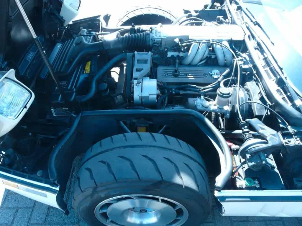 Corvette C4 Cabrio mit Oldtimerzulassung 03/1991-photo-6
