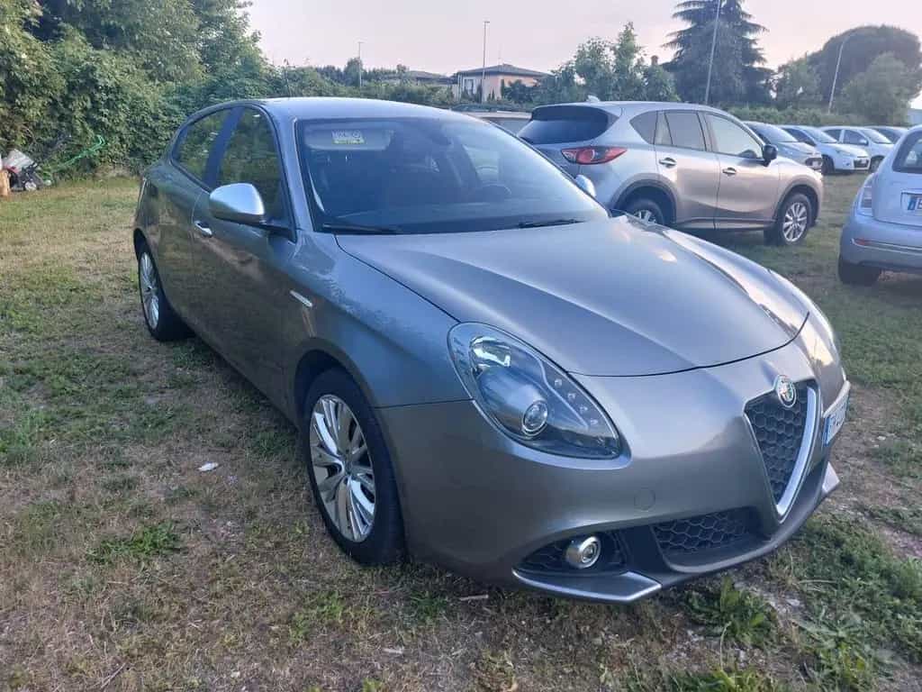 Alfa Romeo Giulietta 1.6 JTDm 120 CV Super 01/2017-photo-1