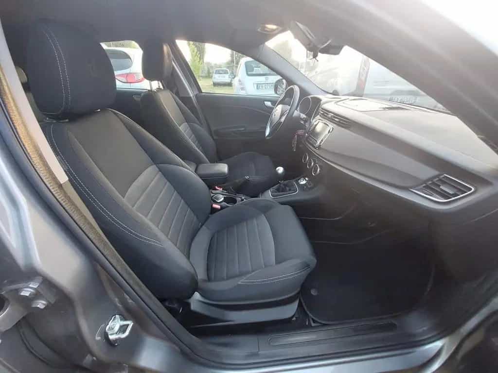 Alfa Romeo Giulietta 1.6 JTDm 120 CV Super 01/2017-photo-10
